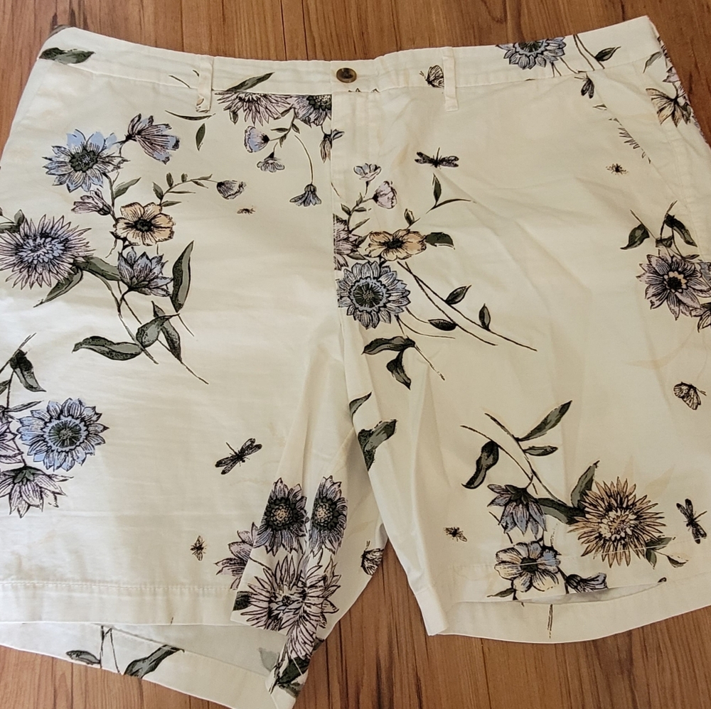 Old Navy Sz 18 Floral Shorts